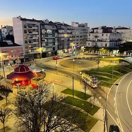 Besthomestay-lisbon ליסבון